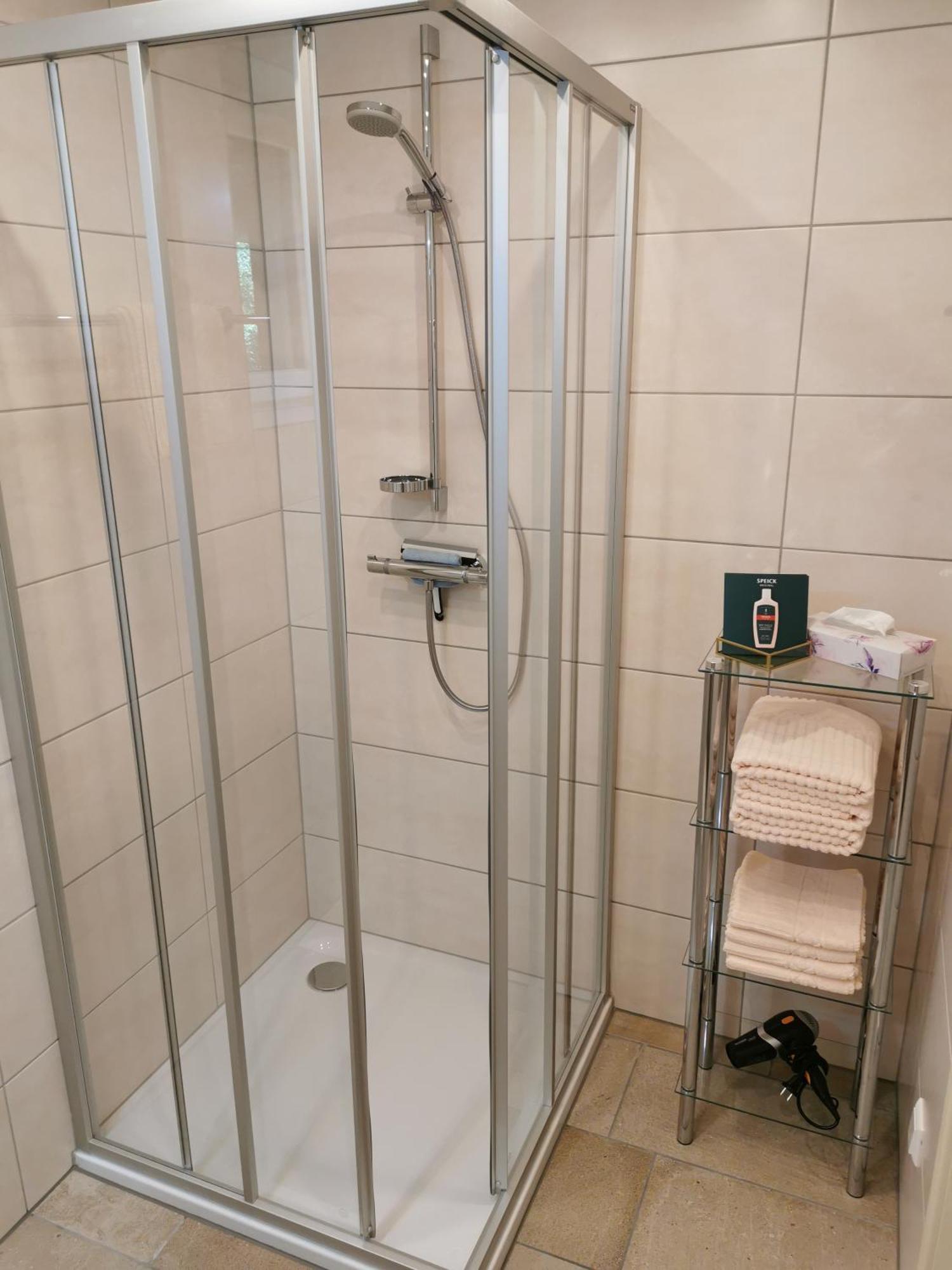 Pension & Ferienwohnung Sonnleiten Gnesau Cameră foto